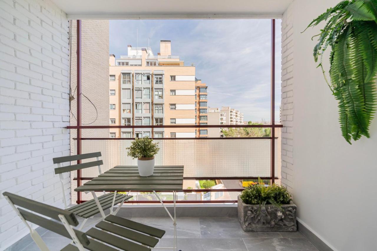 For You Rentals Moderno Apartamento Temporal Cerca Zoo Y Del Parque De Atracciones Ceb76 Madrid Exteriör bild